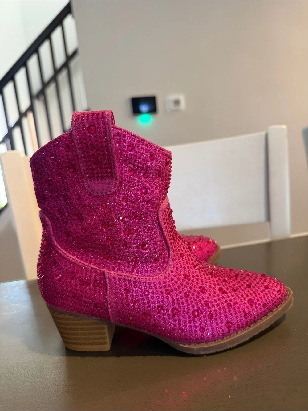 Rhinestone Pink Cowgirl Boots 10